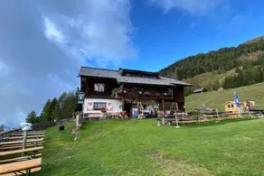 Modern Chalet in Großkirchheim near Ski Area - Image 2