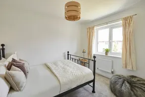 Host Stay Cornflower Way - Image 5