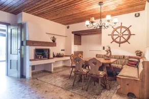 Yes, it is RETRO - Big Villa with Indoor Pool by welcome2vienna - Image 3