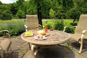 Weathertop Mountain Inn - Image 2