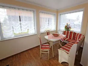 Ferienhaus Mit 3 Schlafraeumen Vor - Image 5