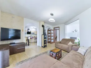 Modern Holiday Home in Pristeg with Pool - Image 2