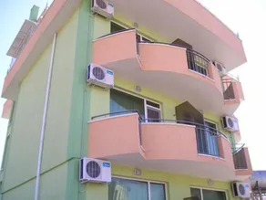 Anelia Family Hotel - Image 4