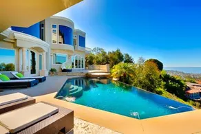 #7356 Seascape Estate Seven Bedroom Holiday Home - Image 2