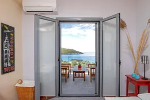 Nimporio Renidora Getaway - Private Seaview Oasis - Image 3