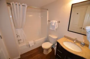 Eaglemont Manor - Image 4
