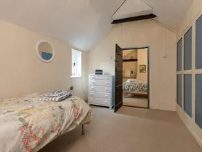 Cottage - Image 3