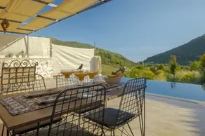 Elisam Villa - Image 2