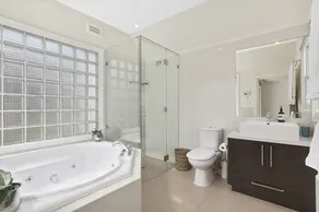 Richmond Hill Cottage - Image 3