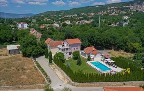 4 Bedroom Stunning Home In Imotski - Image 3