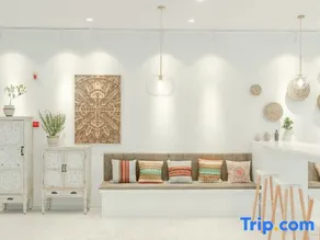 The Koi Fish Designer Homestay - Image 4