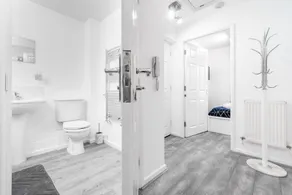 Middle Meadow - Image 4