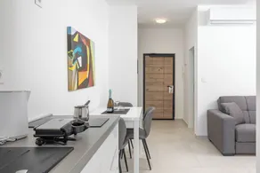 Apartment Lady Laura - Image 5