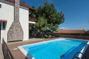 Country Villa with private pool - Image 2