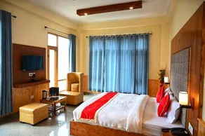 Hotel HighQ Manali By MM Hotel - Image 3