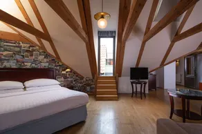 Lokal Inn - Image 2