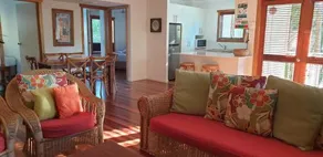 Tropical 2 Bdrm Parking Netflix Four Pools DaySpa - Image 2