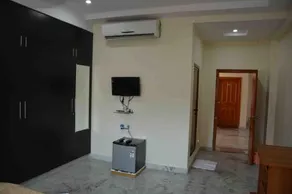 Origin Residency - Image 2
