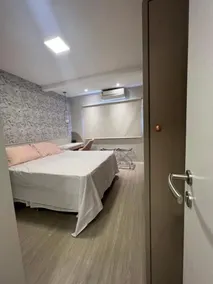 Luxuoso Apartamento na Ponta da Areia - Image 2