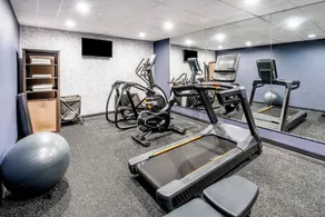 La Quinta Inn & Suites by Wyndham Richmond - Kings Dominion - Image 5