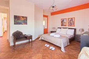 NV Luxury Villa - Image 5
