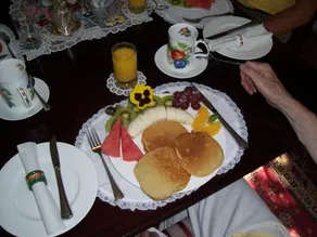 Burken Bed & Breakfast - Image 2