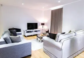 Surbiton Hills Apartment - Image 4