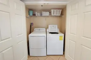 Phoenix Vii 71412 3 Bedroom Condo - Image 3