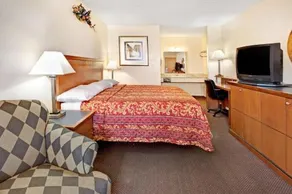 Knights Inn Anadarko - Image 4