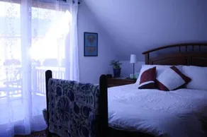 Henrietta House Bed and Breakfast - Image 3