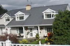 Springfield Lodge - Image 1