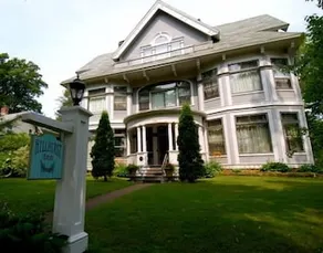 The Hillhurst Inn - Image 2