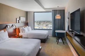 Hilton Buena Park Anaheim - Image 3