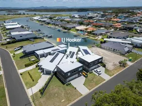 Aura Apartment LJHooker Yamba - Image 5