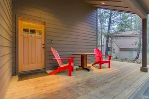 Renovated Cabin w/ Private hot Tub, Entertainment & Sharc Access! - Image 4