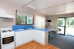Seven Mile Beach Cabin and Caravan Park - Image 5