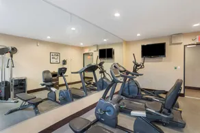 Best Western Plus Plaza Hotel New York City - Image 2