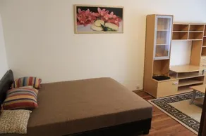 Louis Apartment - Image 4