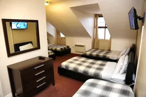 Seán Óg's Traditional Irish Bar and Bed And Breakfast - Image 3