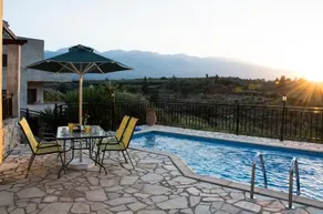 Villa Manos - Image 2