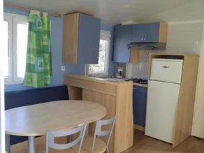 Camping Château de l'Eouvière - Image 4