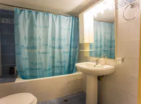 D1-George Apartments by the Sea and Airport1 - Image 3