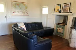 Twilight Cottage - Image 2