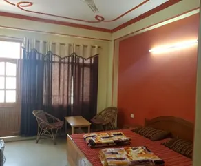Righ Roof Hotel - Image 5