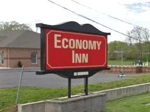 Economy Inn Martinsburg - Image 1