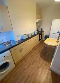 Flat 3, 52 Sneinton Hermitage Nottingham NG2 4BS - Image 1