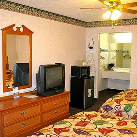 Deerfield inn Portland - Image 4