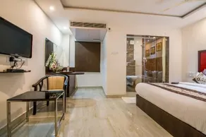 New Hotel Executive Inn - Image 3