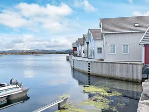 6 Person Holiday Home in Bud - Image 4