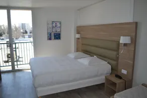 Yes Hotel - Image 2
